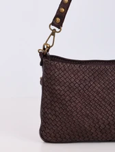 TOREBKA VINTAGE PLECIONA Z NITAMI NA RĄCZCE KAWOWA