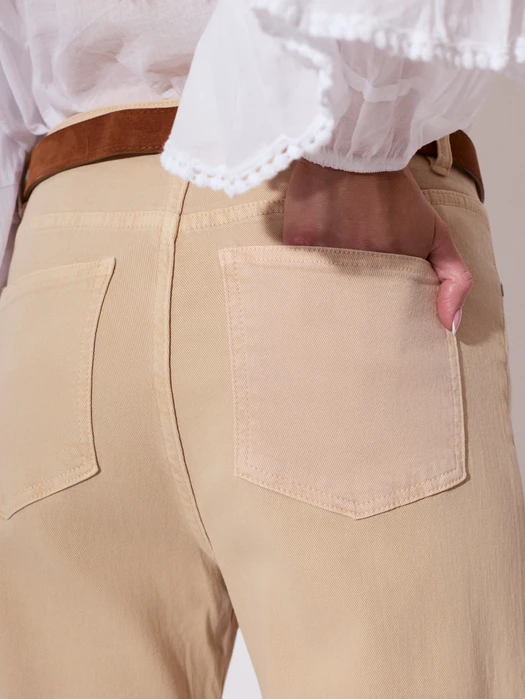 JEANSY Z MANKIETEM BEŻOWE