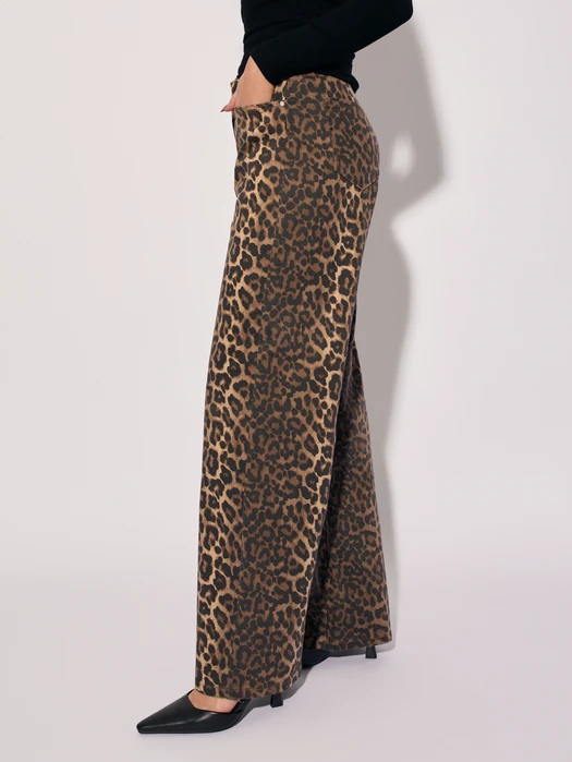 JEANSY Z SZEROKĄ NOGAWKĄ PRINT PANTERA