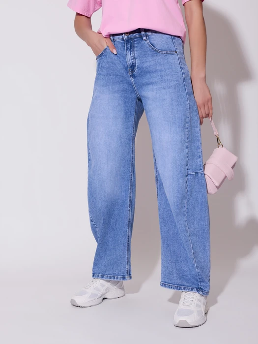 JEANSY BALLOON Z PRZESZYCIAMI PO BOKACH