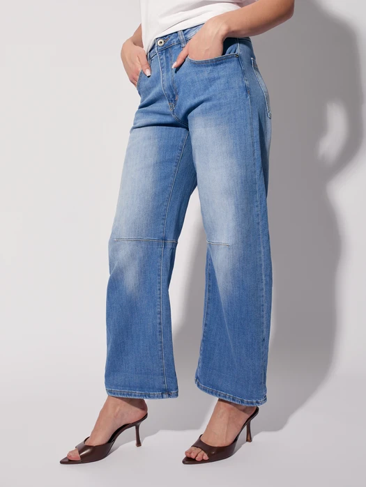 JEANSY BALLOON Z PRZESZYCIAMI NA KOLANACH